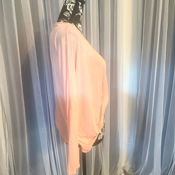 Forever 21 Long Sleeve Top - Picture 2 of 4